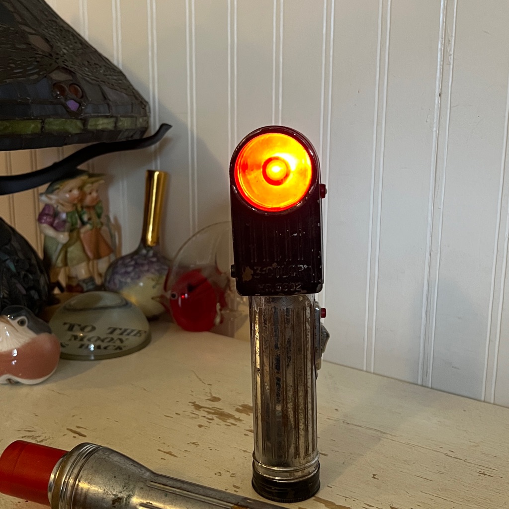 Vintage Flashlights Signal Lights 3 Color Works Other Untested